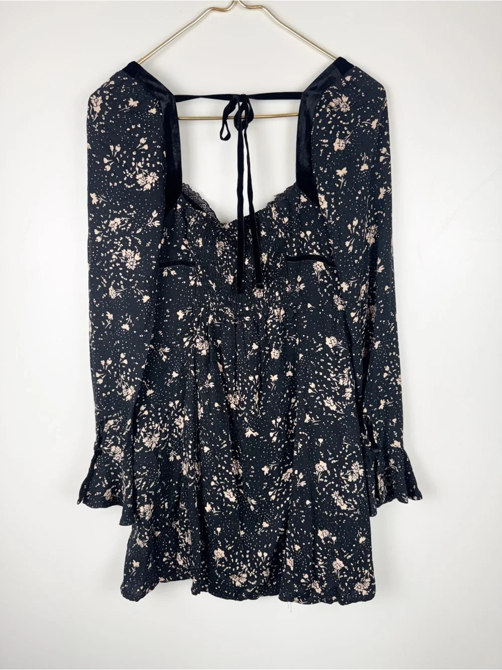 Free People Tess Mini Dress S Small Black Combo Floral Velvet Lace Bell Sleeve⁠